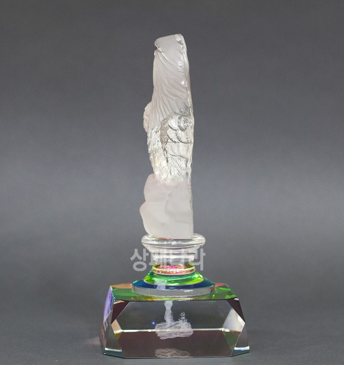 크리스탈트로피G252