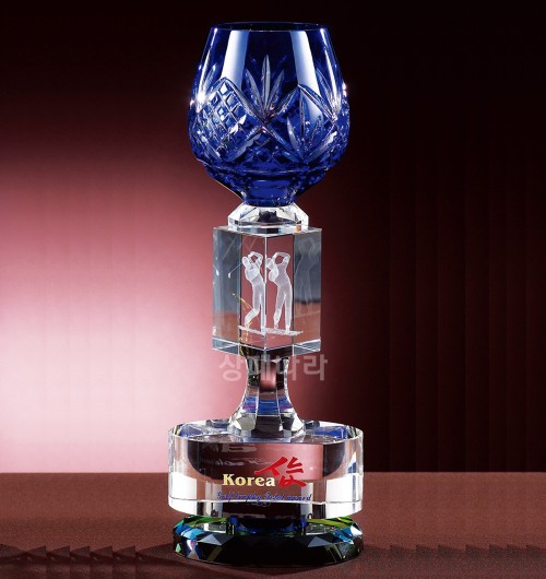 크리스탈트로피G368