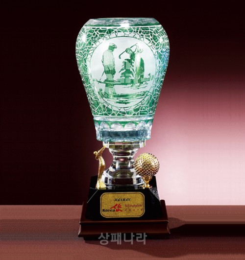 크리스탈트로피G418