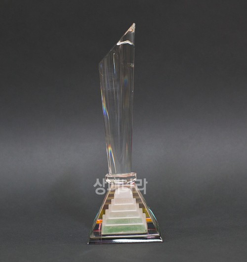 크리스탈트로피G198