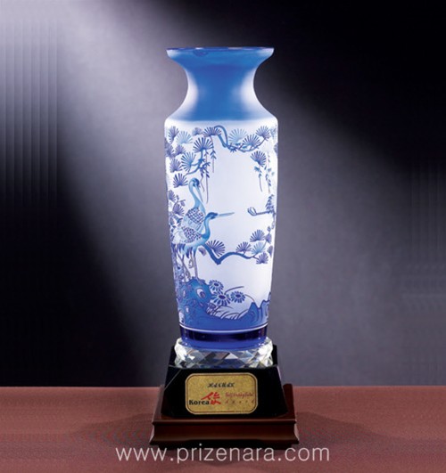 크리스탈트로피G242