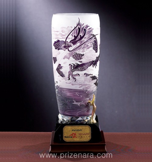 크리스탈트로피G245