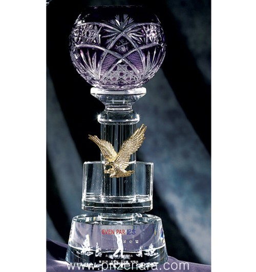 크리스탈트로피G137