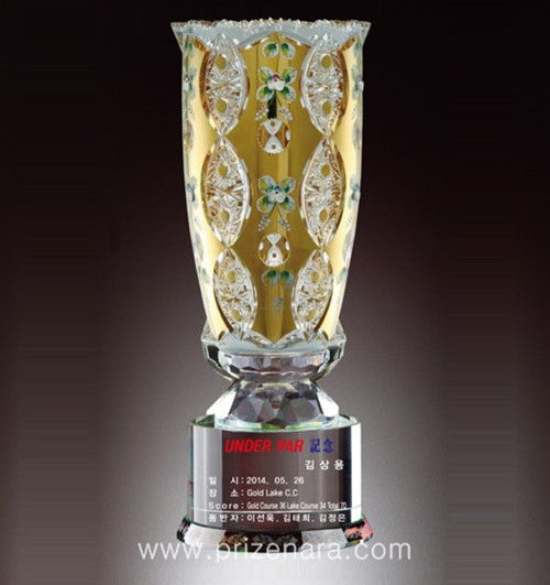 크리스탈트로피G302