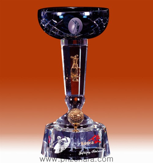 크리스탈트로피G75