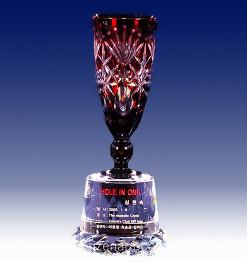 크리스탈트로피G10