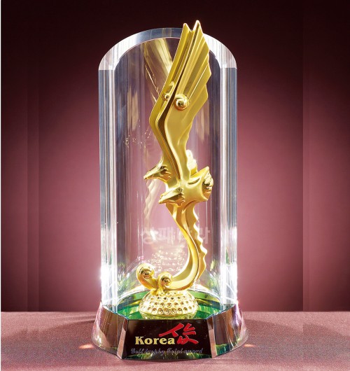 크리스탈트로피G369