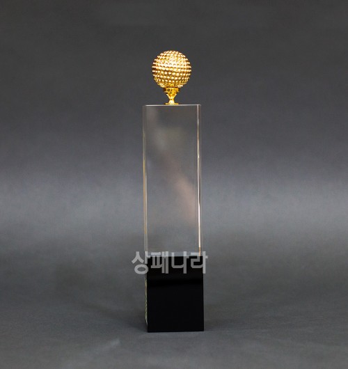 크리스탈트로피G257