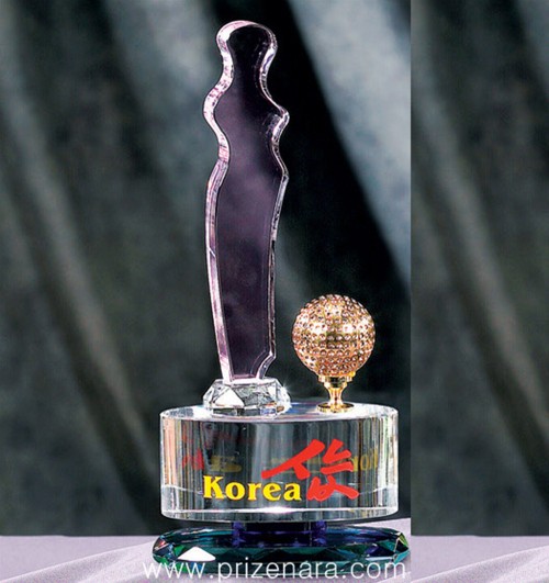 크리스탈트로피G205